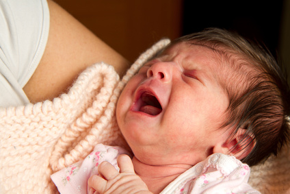 My baby fusses or cries when breastfeeding – what's the problem? 